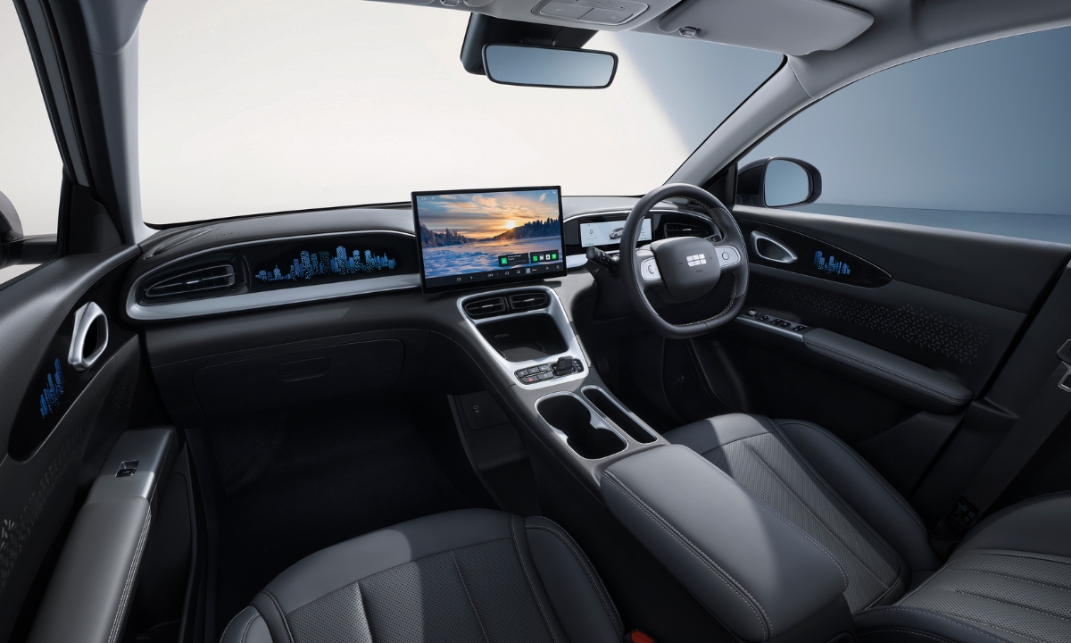 Geely E2 interior and dashboard