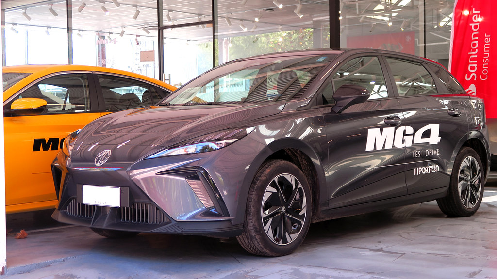 MG4 EV vs Mazda3 2.0 Astina — South Africa 2026